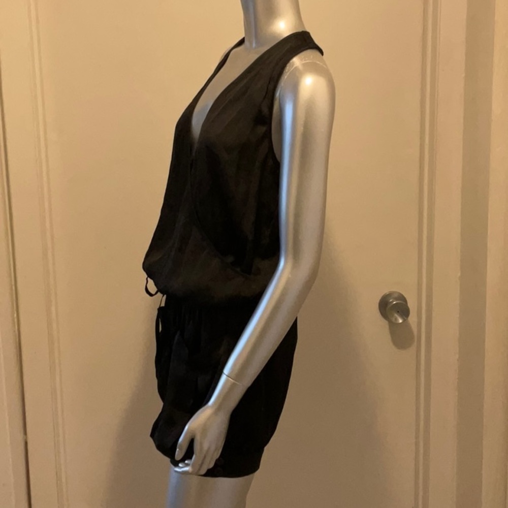 Sisley Silk-like Jumpsuit Shorts S - Picture 2 of 8